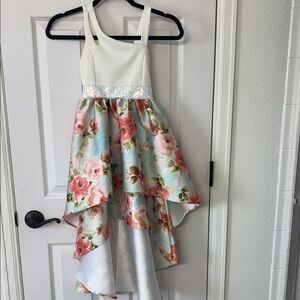 Iris & Ivy White and Floral High-Low Dress
